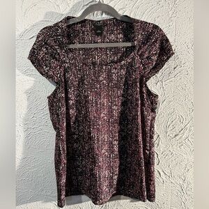 Ann Taylor Purple & Black Top with Vertical Ruching and Cap Sleeves Size 6